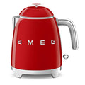 Smeg KLF05RDUK Mini bouilloire de 0,8 l, style rétro années 50, base antidérapante, arrêt automatique, 1400 W, rouge